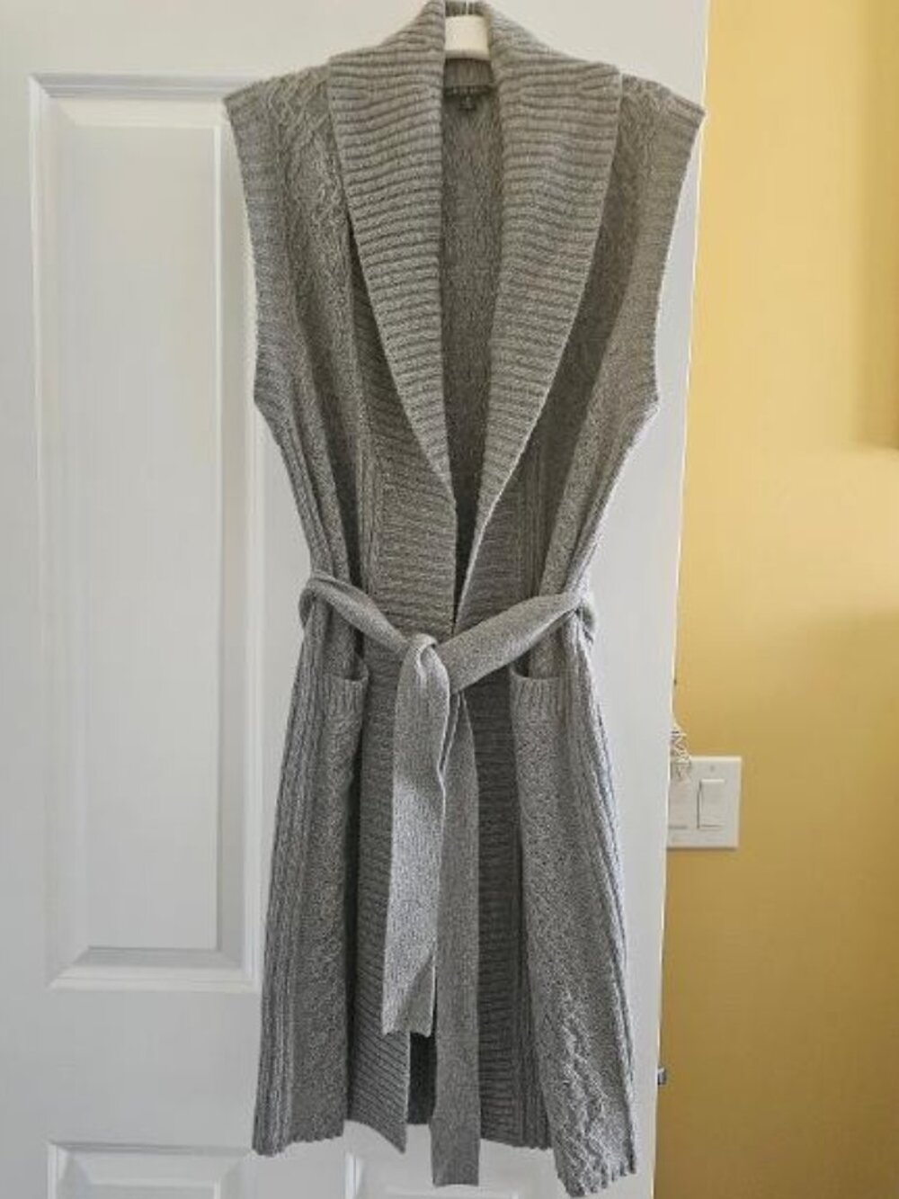 Lafayette 148 New York Classic Sweater Vest M